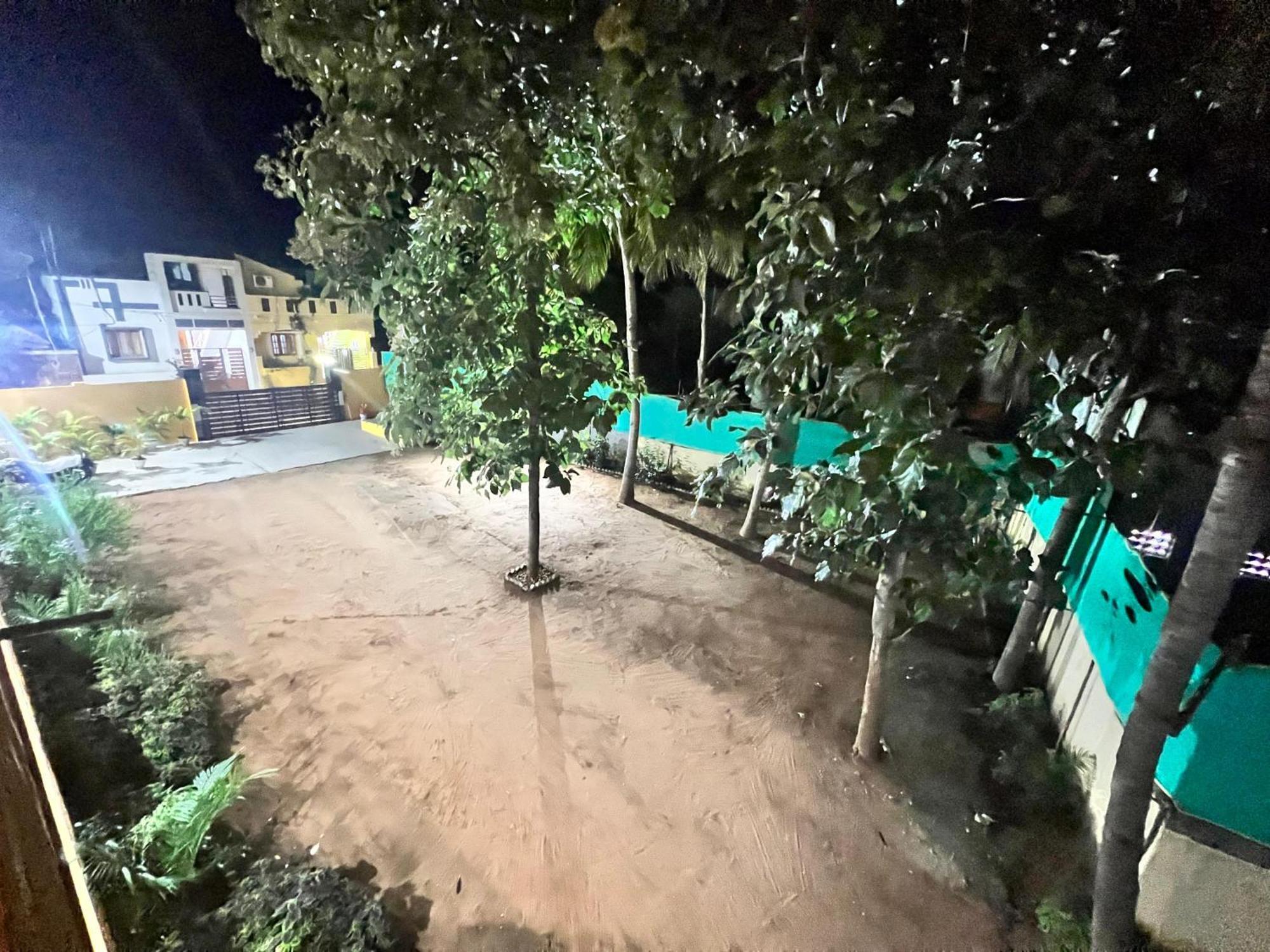 Dream Serenity Residency 蓬蒂切里 外观 照片