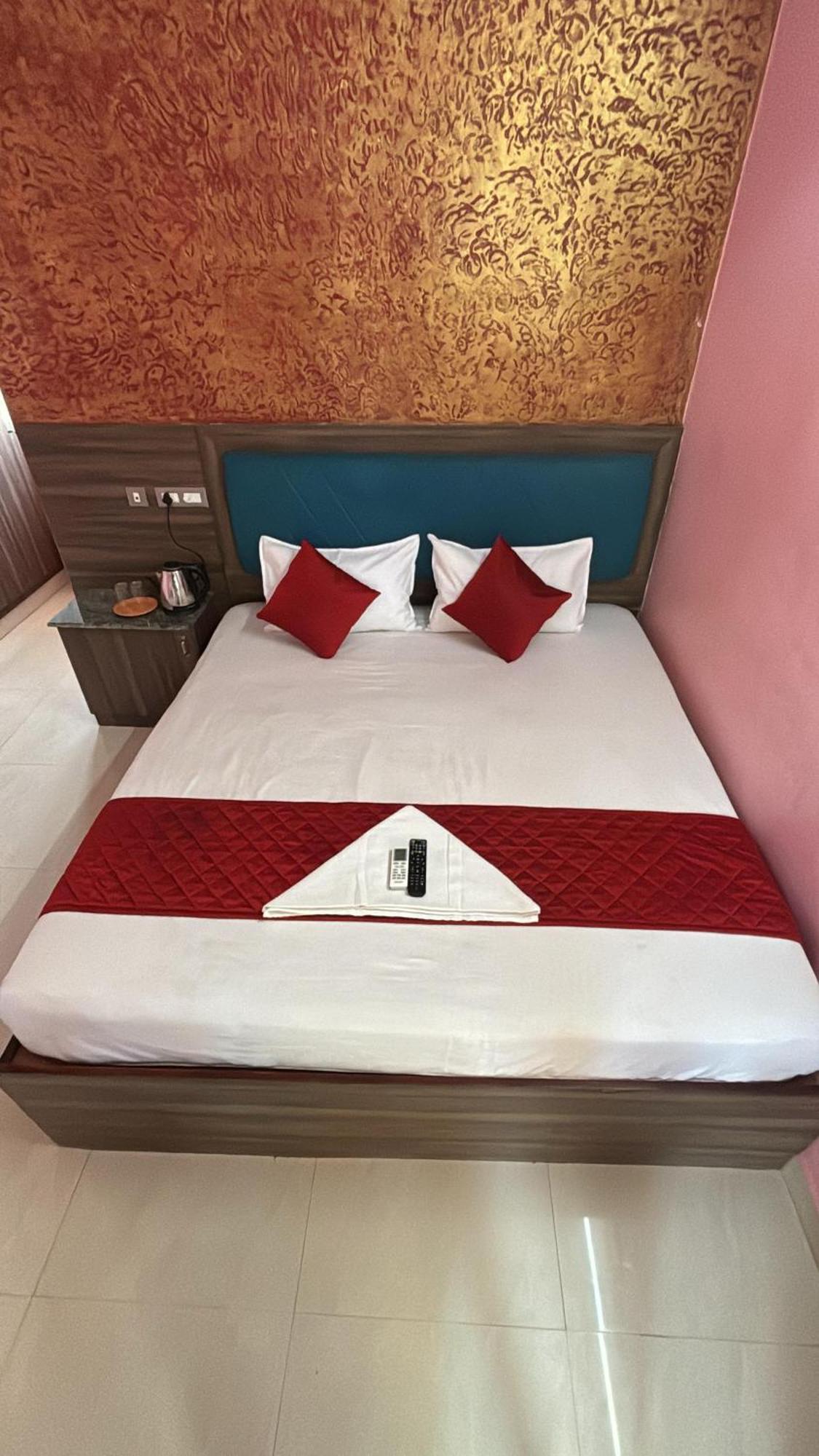 Dream Serenity Residency 蓬蒂切里 外观 照片